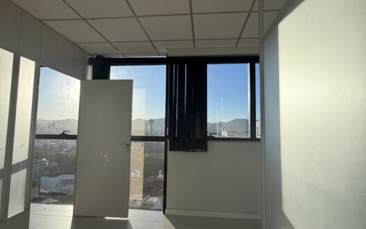 SALA COMERCIAL SEVEN BUSINESS CENTER.